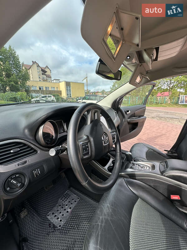 Внедорожник / Кроссовер Dodge Journey 2014 в Ивано-Франковске фото 67 Внедорожник / Кроссовер Dodge Journey 2014 в Ивано-Франковске