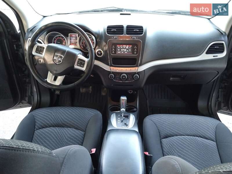 Внедорожник / Кроссовер Dodge Journey 2013 в Владимире
