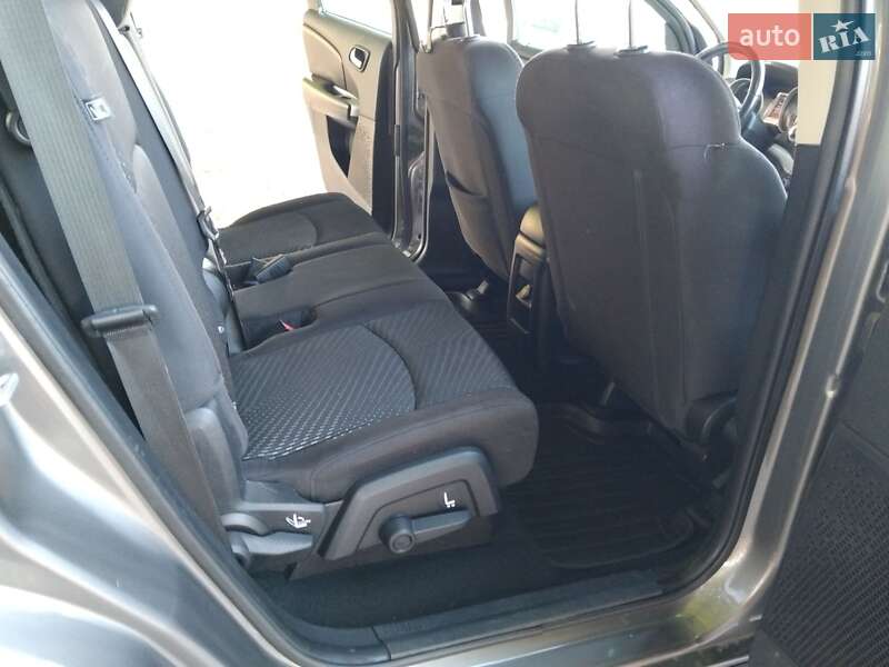 Внедорожник / Кроссовер Dodge Journey 2013 в Владимире