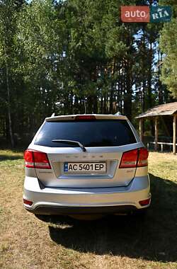 Внедорожник / Кроссовер Dodge Journey 2012 в 