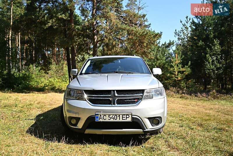 Внедорожник / Кроссовер Dodge Journey 2012 в Любешове