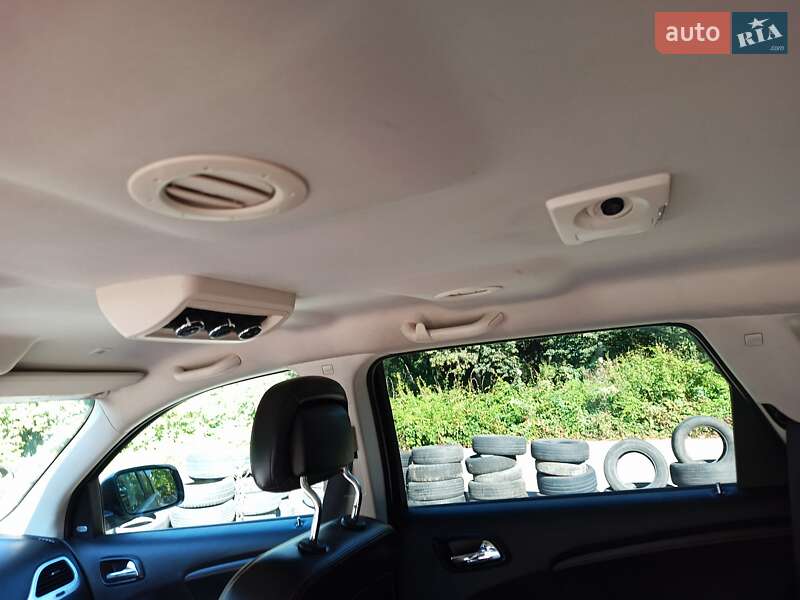 Позашляховик / Кросовер Dodge Journey 2019 в Києві фото 35 Позашляховик / Кросовер Dodge Journey 2019 в Києві