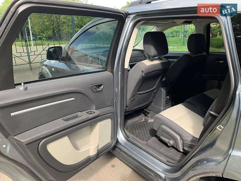 Внедорожник / Кроссовер Dodge Journey 2008 в Кривом Роге фото 10 Внедорожник / Кроссовер Dodge Journey 2008 в Кривом Роге