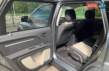 Позашляховик / Кросовер Dodge Journey 2008 в 