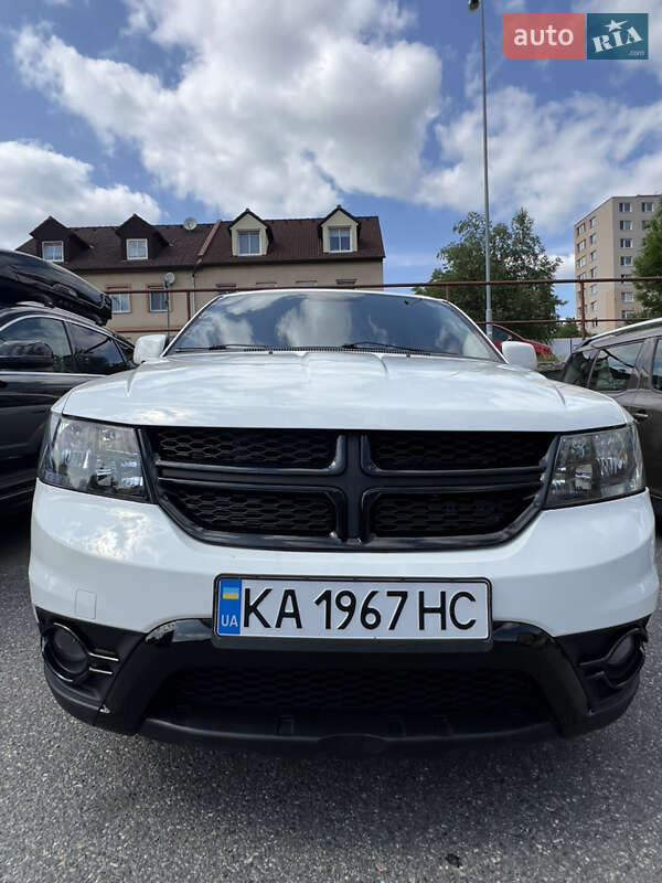 Внедорожник / Кроссовер Dodge Journey 2015 в Вышгороде
