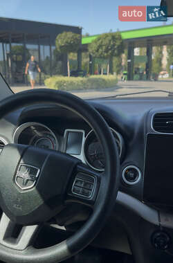 Внедорожник / Кроссовер Dodge Journey 2014 в 