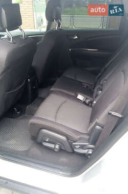 Внедорожник / Кроссовер Dodge Journey 2014 в 