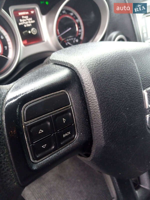 Позашляховик / Кросовер Dodge Journey 2014 в Самборі фото 33 Позашляховик / Кросовер Dodge Journey 2014 в Самборі