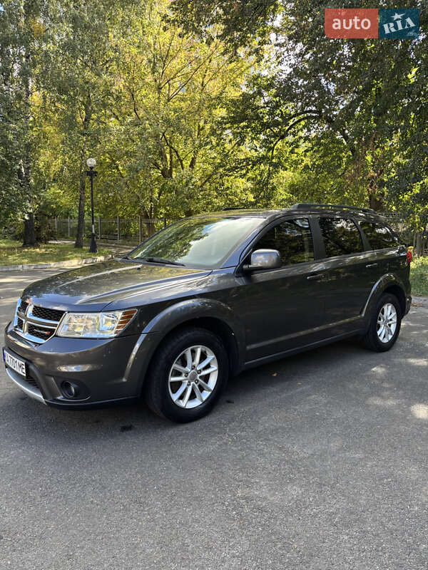 Внедорожник / Кроссовер Dodge Journey 2015 в 