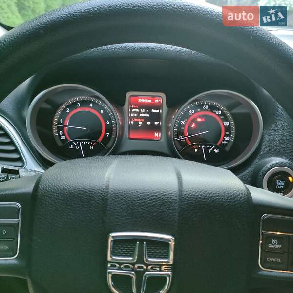 Внедорожник / Кроссовер Dodge Journey 2015 в Львове
