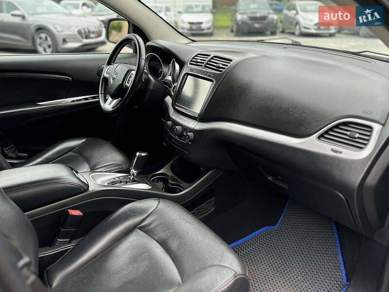 Внедорожник / Кроссовер Dodge Journey 2017 в Шептицькому