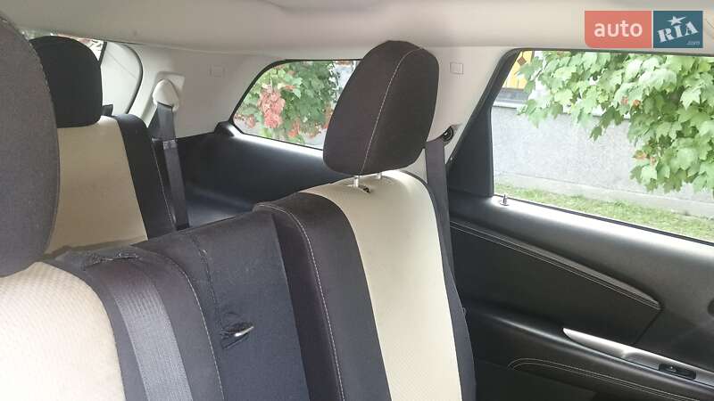 Внедорожник / Кроссовер Dodge Journey 2015 в Обухове