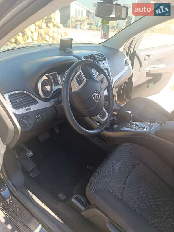 Внедорожник / Кроссовер Dodge Journey 2013 в Барышевке фото 2 Внедорожник / Кроссовер Dodge Journey 2013 в Барышевке