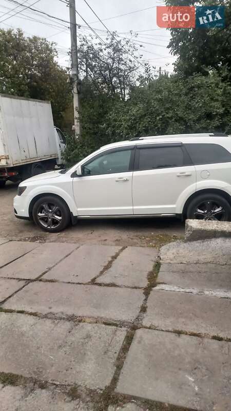 Внедорожник / Кроссовер Dodge Journey 2015 в Александровке