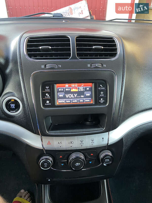 Внедорожник / Кроссовер Dodge Journey 2014 в Владимире