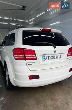 Внедорожник / Кроссовер Dodge Journey 2010 в 