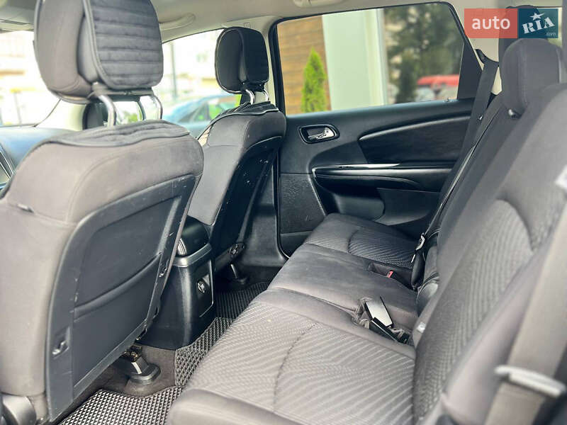 Внедорожник / Кроссовер Dodge Journey 2012 в Ивано-Франковске