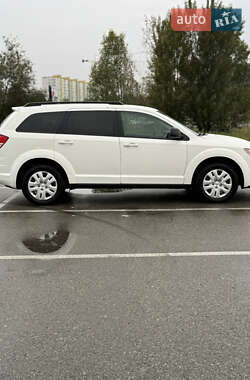 Внедорожник / Кроссовер Dodge Journey 2016 в 