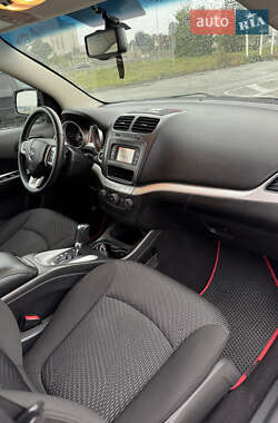 Внедорожник / Кроссовер Dodge Journey 2016 в 