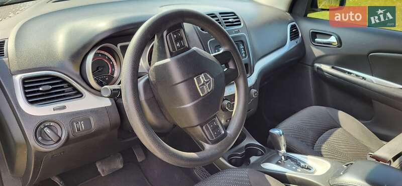 Позашляховик / Кросовер Dodge Journey 2015 в Черкасах