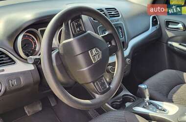 Внедорожник / Кроссовер Dodge Journey 2015 в 