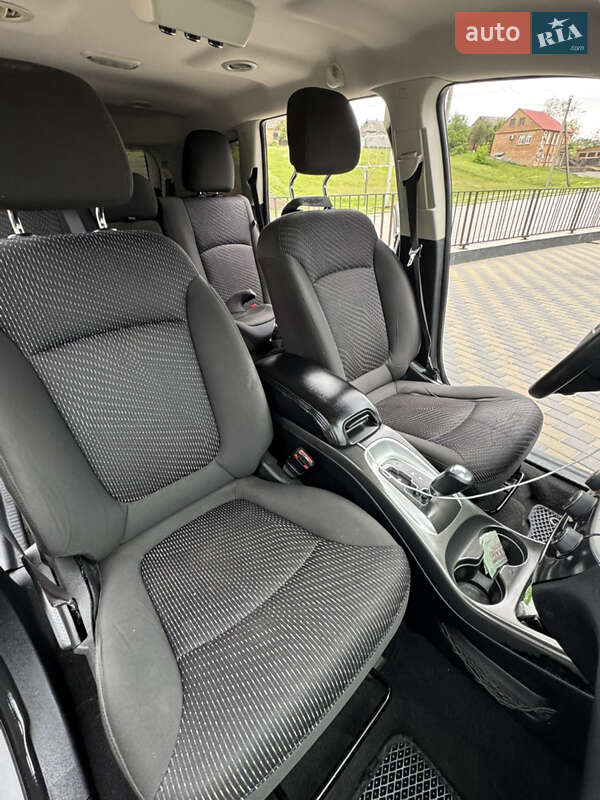 Внедорожник / Кроссовер Dodge Journey 2017 в Городище