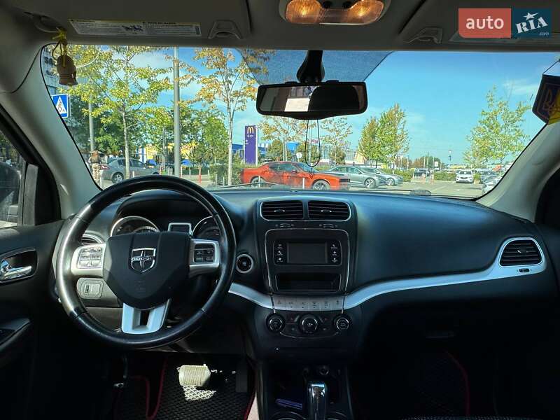 Позашляховик / Кросовер Dodge Journey 2016 в Києві