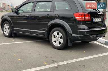 Позашляховик / Кросовер Dodge Journey 2012 в 