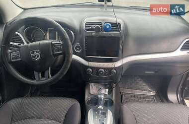 Внедорожник / Кроссовер Dodge Journey 2014 в 