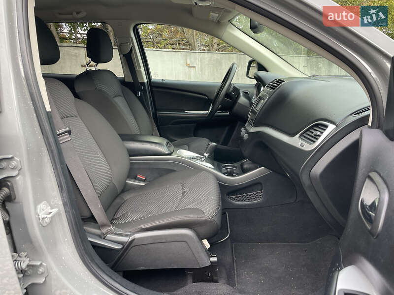 Внедорожник / Кроссовер Dodge Journey 2020 в Киеве фото 17 Внедорожник / Кроссовер Dodge Journey 2020 в Киеве