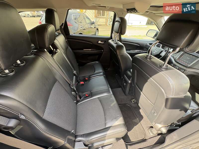 Позашляховик / Кросовер Dodge Journey 2020 в Києві фото 8 Позашляховик / Кросовер Dodge Journey 2020 в Києві