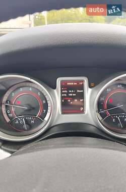 Внедорожник / Кроссовер Dodge Journey 2016 в 