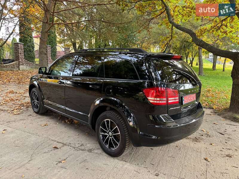 Внедорожник / Кроссовер Dodge Journey 2017 в Львове