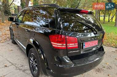 Внедорожник / Кроссовер Dodge Journey 2017 в 
