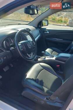 Внедорожник / Кроссовер Dodge Journey 2016 в 