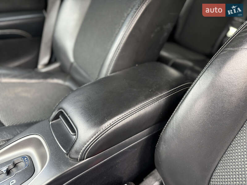 Внедорожник / Кроссовер Dodge Journey 2018 в Львове фото 25 Внедорожник / Кроссовер Dodge Journey 2018 в Львове