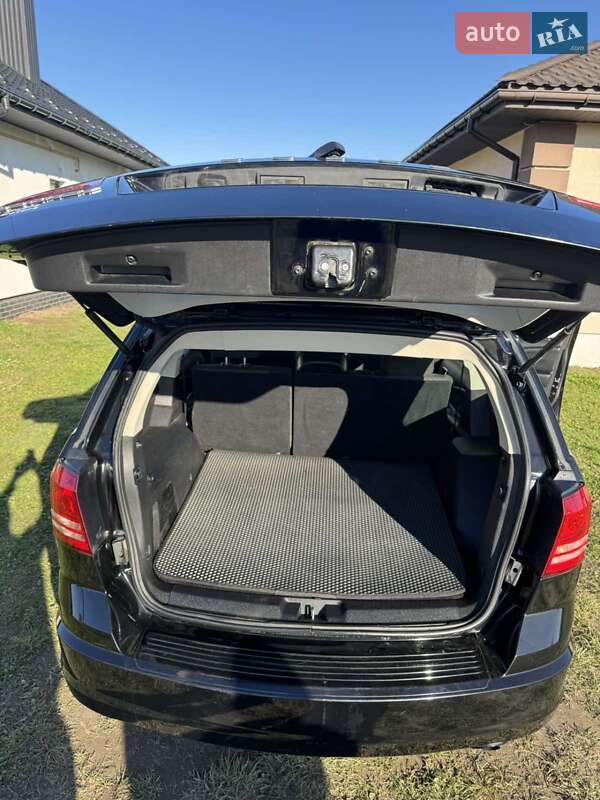 Внедорожник / Кроссовер Dodge Journey 2014 в Луцке