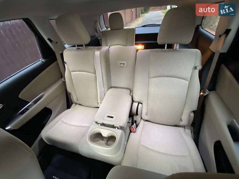 Внедорожник / Кроссовер Dodge Journey 2017 в Киеве фото 25 Внедорожник / Кроссовер Dodge Journey 2017 в Киеве