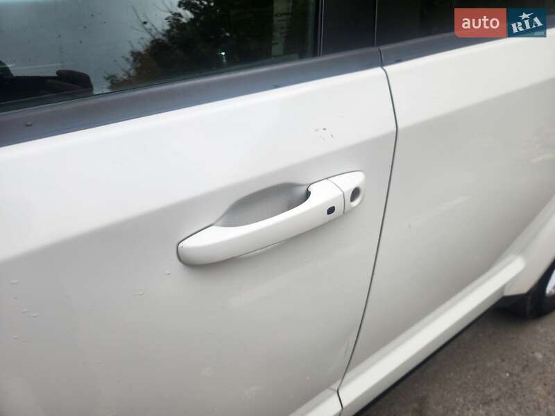 Внедорожник / Кроссовер Dodge Journey 2014 в Киеве фото 9 Внедорожник / Кроссовер Dodge Journey 2014 в Киеве