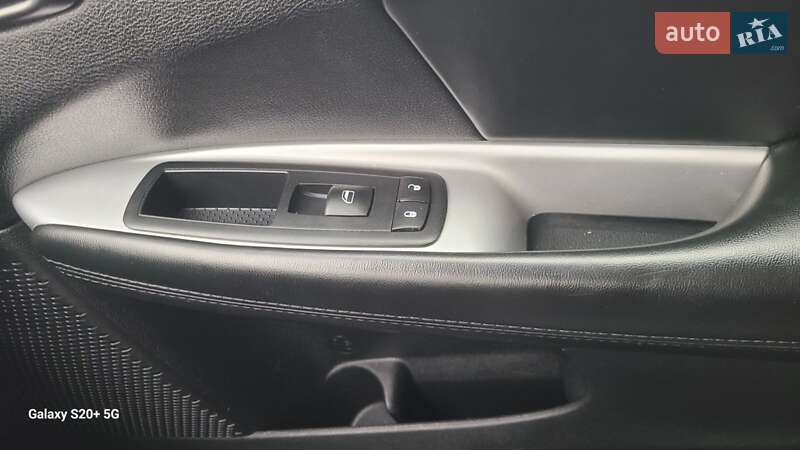 Позашляховик / Кросовер Dodge Journey 2013 в Києві фото 20 Позашляховик / Кросовер Dodge Journey 2013 в Києві