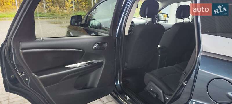Внедорожник / Кроссовер Dodge Journey 2015 в Шумске фото 16 Внедорожник / Кроссовер Dodge Journey 2015 в Шумске