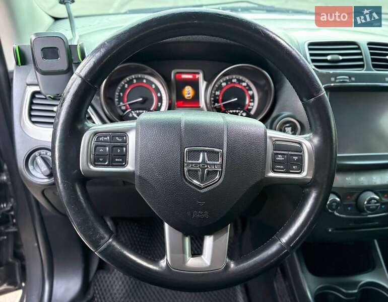 Позашляховик / Кросовер Dodge Journey 2015 в Києві фото 26 Позашляховик / Кросовер Dodge Journey 2015 в Києві