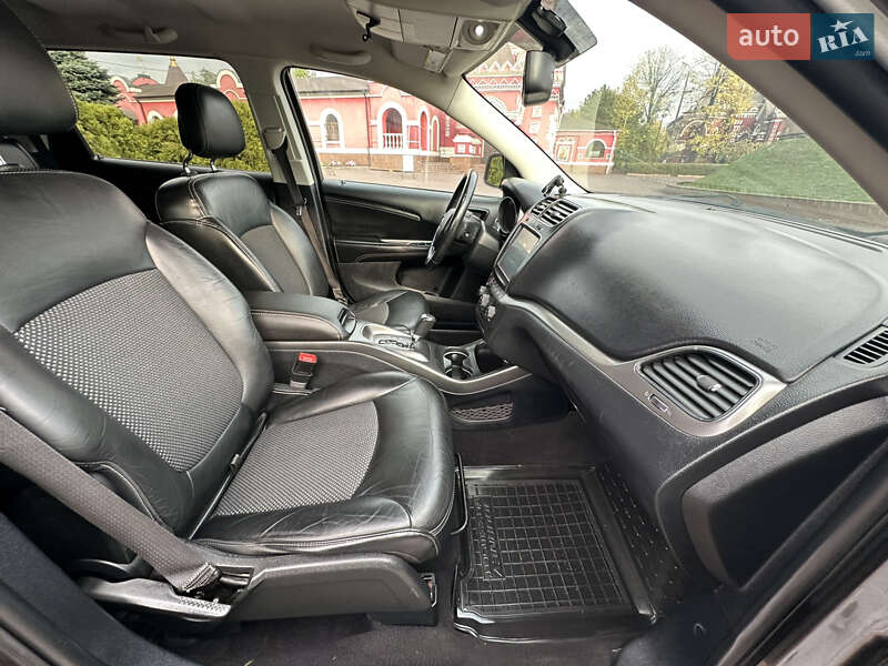 Внедорожник / Кроссовер Dodge Journey 2016 в Днепре фото 20 Внедорожник / Кроссовер Dodge Journey 2016 в Днепре