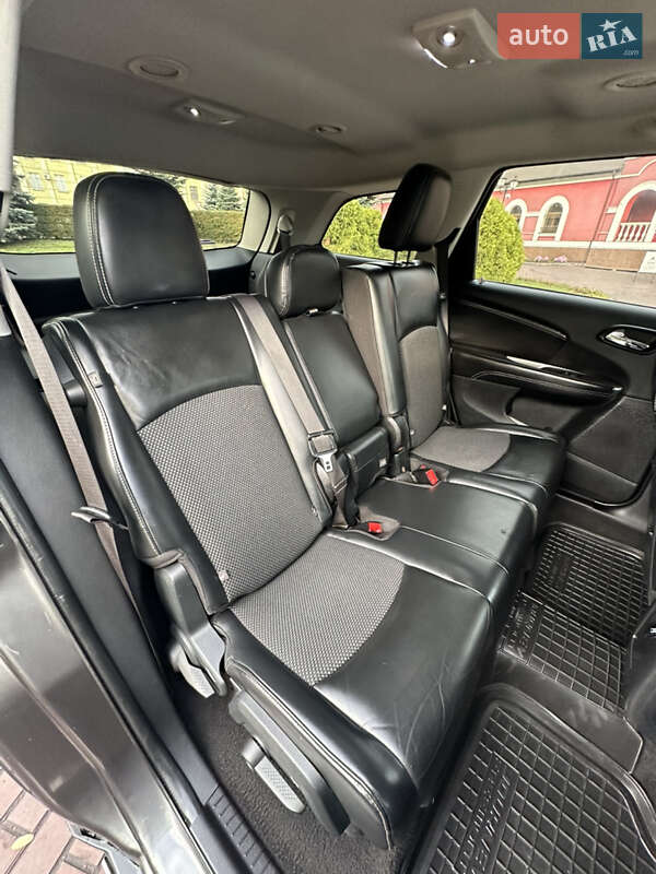 Внедорожник / Кроссовер Dodge Journey 2016 в Днепре фото 24 Внедорожник / Кроссовер Dodge Journey 2016 в Днепре