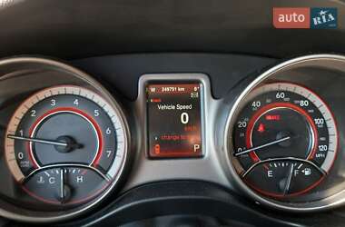 Позашляховик / Кросовер Dodge Journey 2014 в  фото 9 Позашляховик / Кросовер Dodge Journey 2014 в