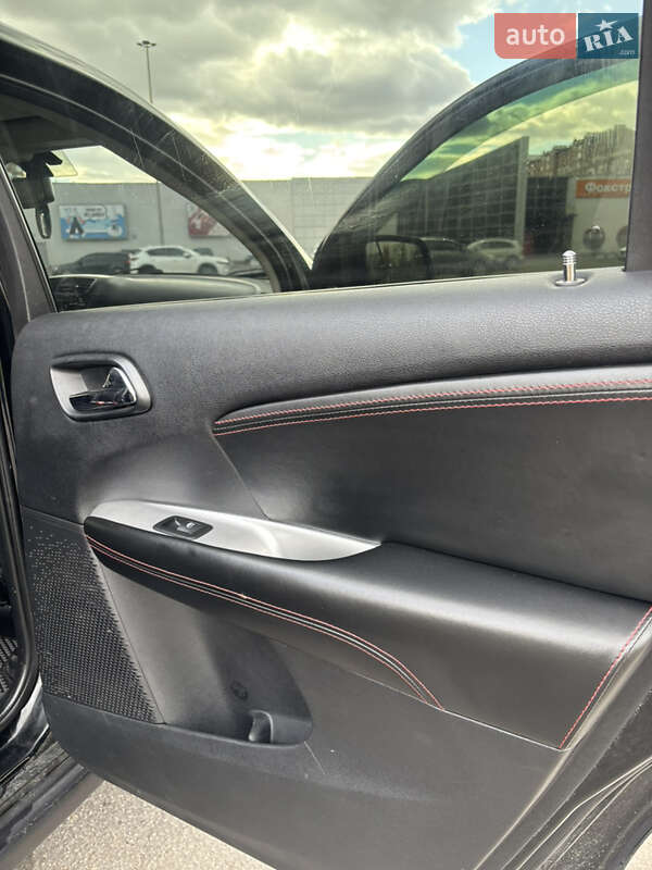 Внедорожник / Кроссовер Dodge Journey 2014 в Ивано-Франковске фото 18 Внедорожник / Кроссовер Dodge Journey 2014 в Ивано-Франковске