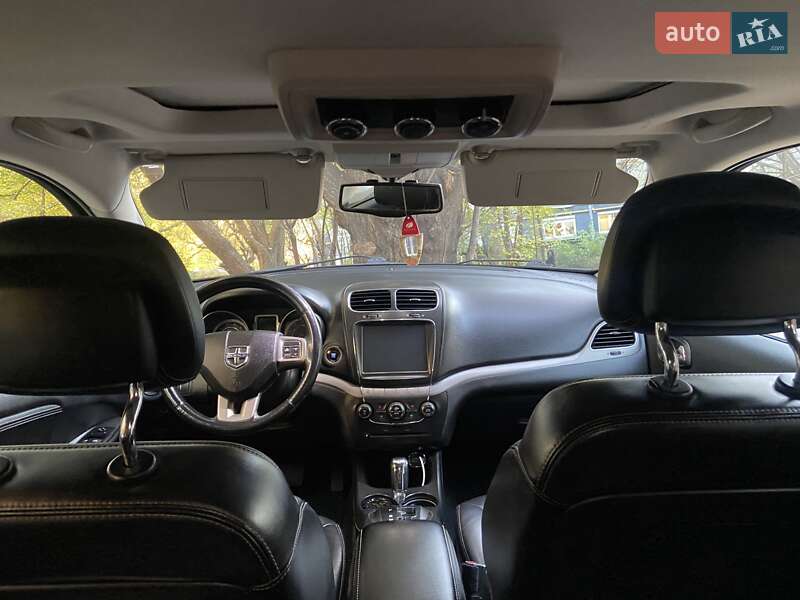 Позашляховик / Кросовер Dodge Journey 2015 в Чернівцях фото 12 Позашляховик / Кросовер Dodge Journey 2015 в Чернівцях