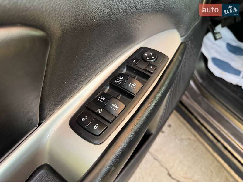 Позашляховик / Кросовер Dodge Journey 2017 в Львові фото 18 Позашляховик / Кросовер Dodge Journey 2017 в Львові