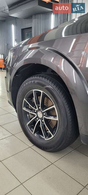 Позашляховик / Кросовер Dodge Journey 2017 в Києві