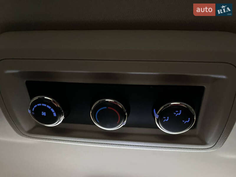 Внедорожник / Кроссовер Dodge Journey 2016 в Нетешине фото 3 Внедорожник / Кроссовер Dodge Journey 2016 в Нетешине